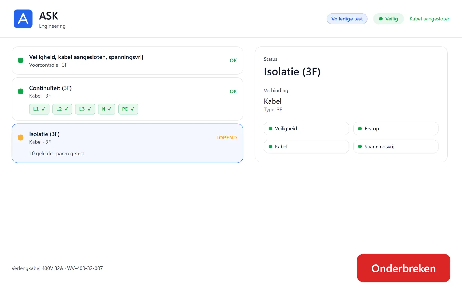 Scherm van een automatische testkast tijdens een lopende isolatietest